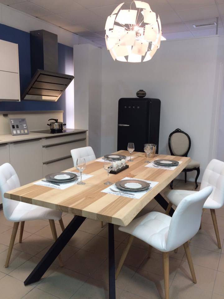 table-diner-1280w.jpg